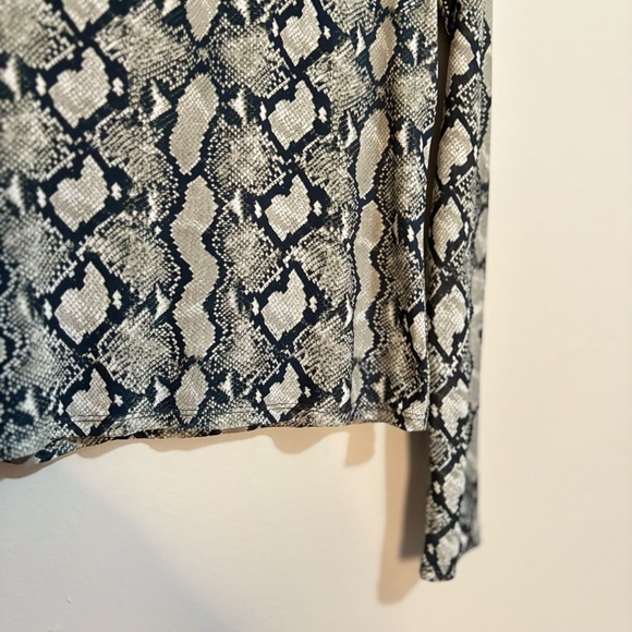 Rachel Zoe Mesh Snake Skin Print Turtleneck w Sheer Long Sleeves - Picture 12 of 12